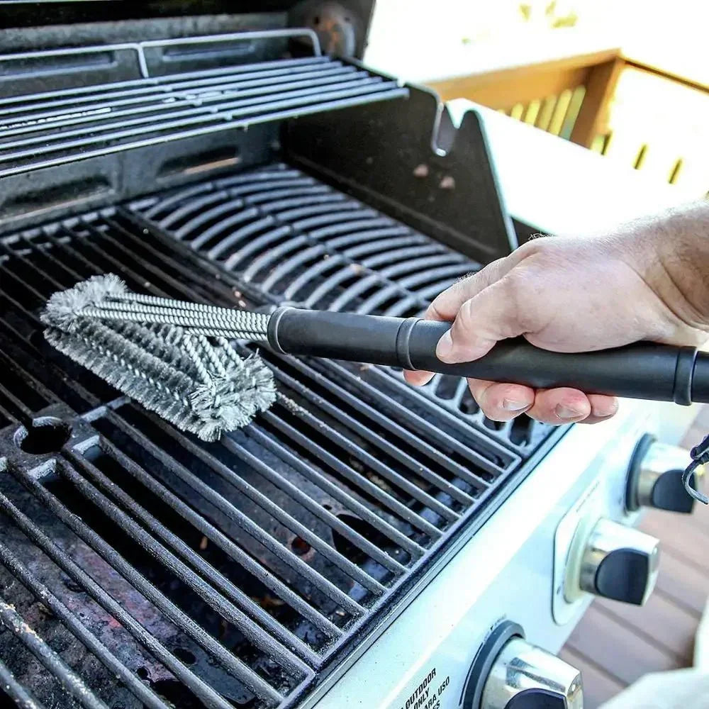 Stainless Steel BBQ Grill Grate Cleaning Brush | Removes Burnt Residue | Secure Grip | FireScrub