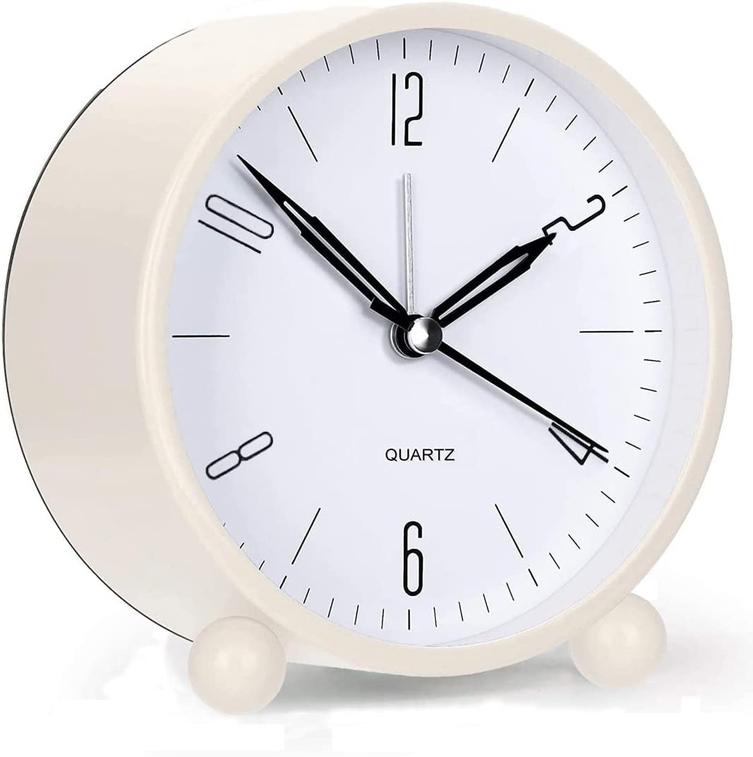 Silent Second Hand Alarm Clock with Yellow Nightlight – Compact Design