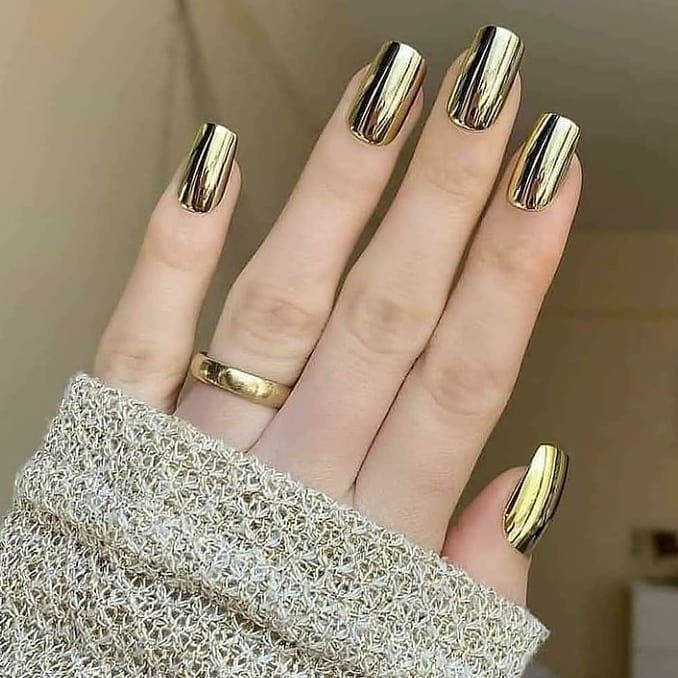 RadiantLuxe™ Mirror Polish — Command Every Room with Show-Stopping, Lasting Shine