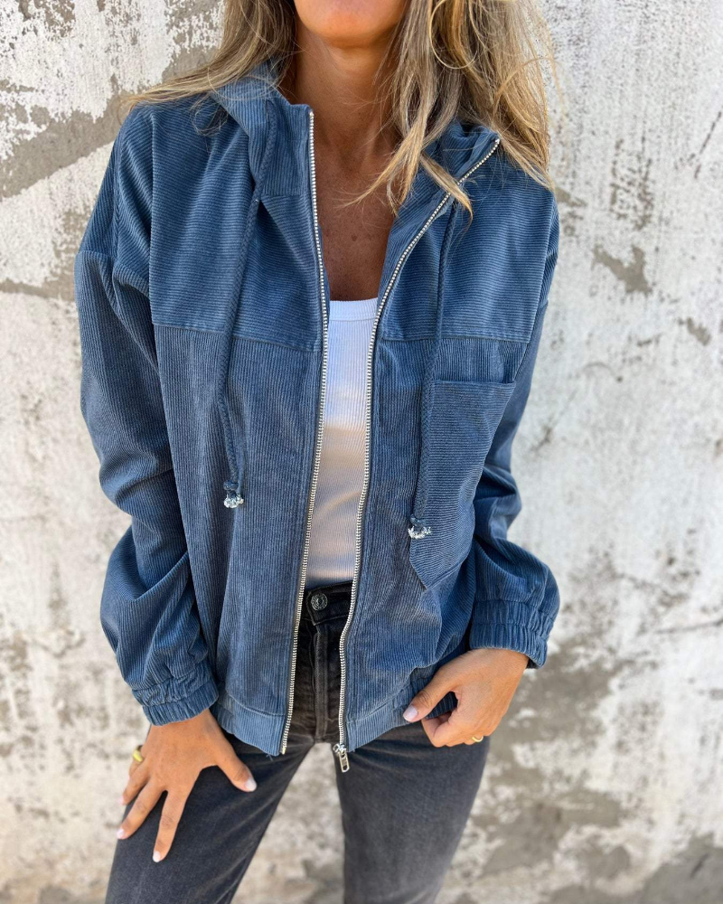 FlexThread™ — Feel Unstoppable in Lightweight Warmth and Effortless Style