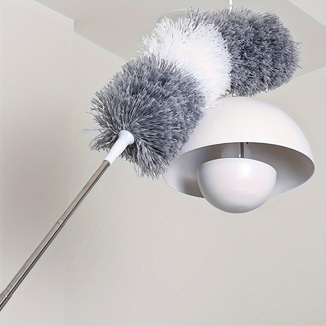 Flexible and Washable Extendable Duster – Reaches 140 cm