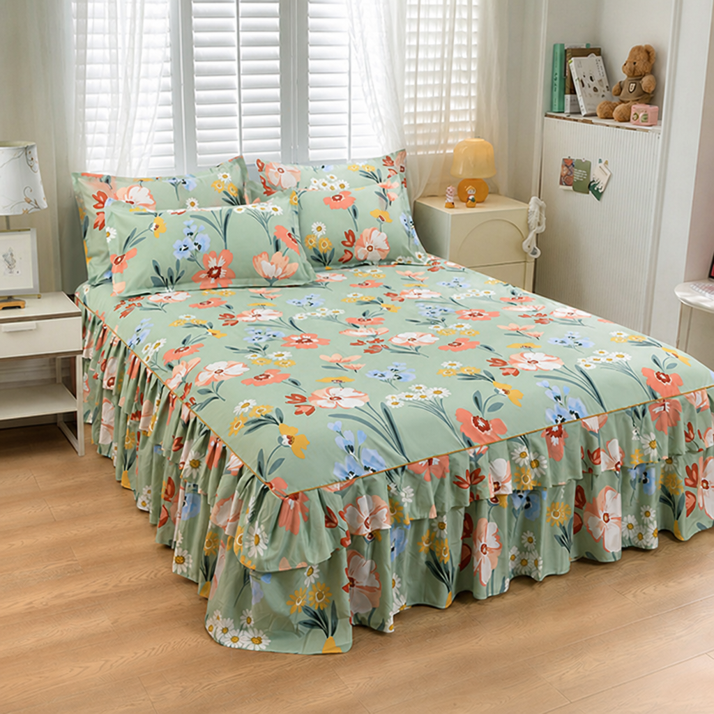 Three-Piece Ruffled Bedding Set™ — Wrap Your Bedroom in Cozy Elegance and Effortless Charm