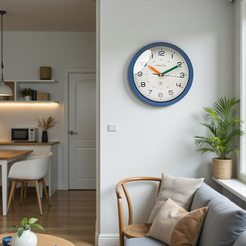 Round Wall Clock in Minimalist Nordic Style with Large, Clear Digits
