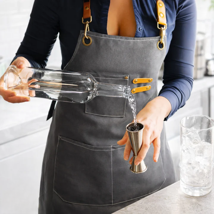 Work Apron with Cross-Back Straps and Several Pockets