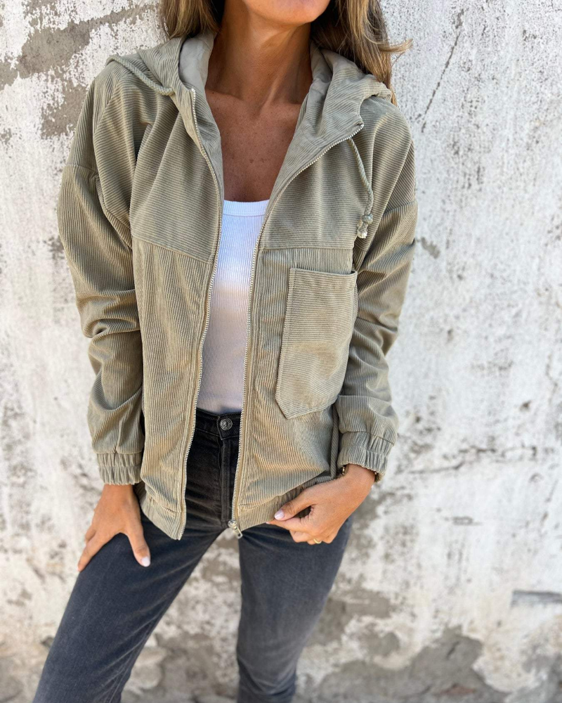 FlexThread™ — Feel Unstoppable in Lightweight Warmth and Effortless Style