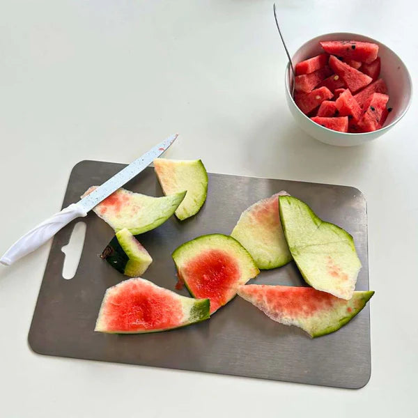VitaGuard™ Cutting Board — Crush Germs Instantly for Safer, Stress-Free Cooking