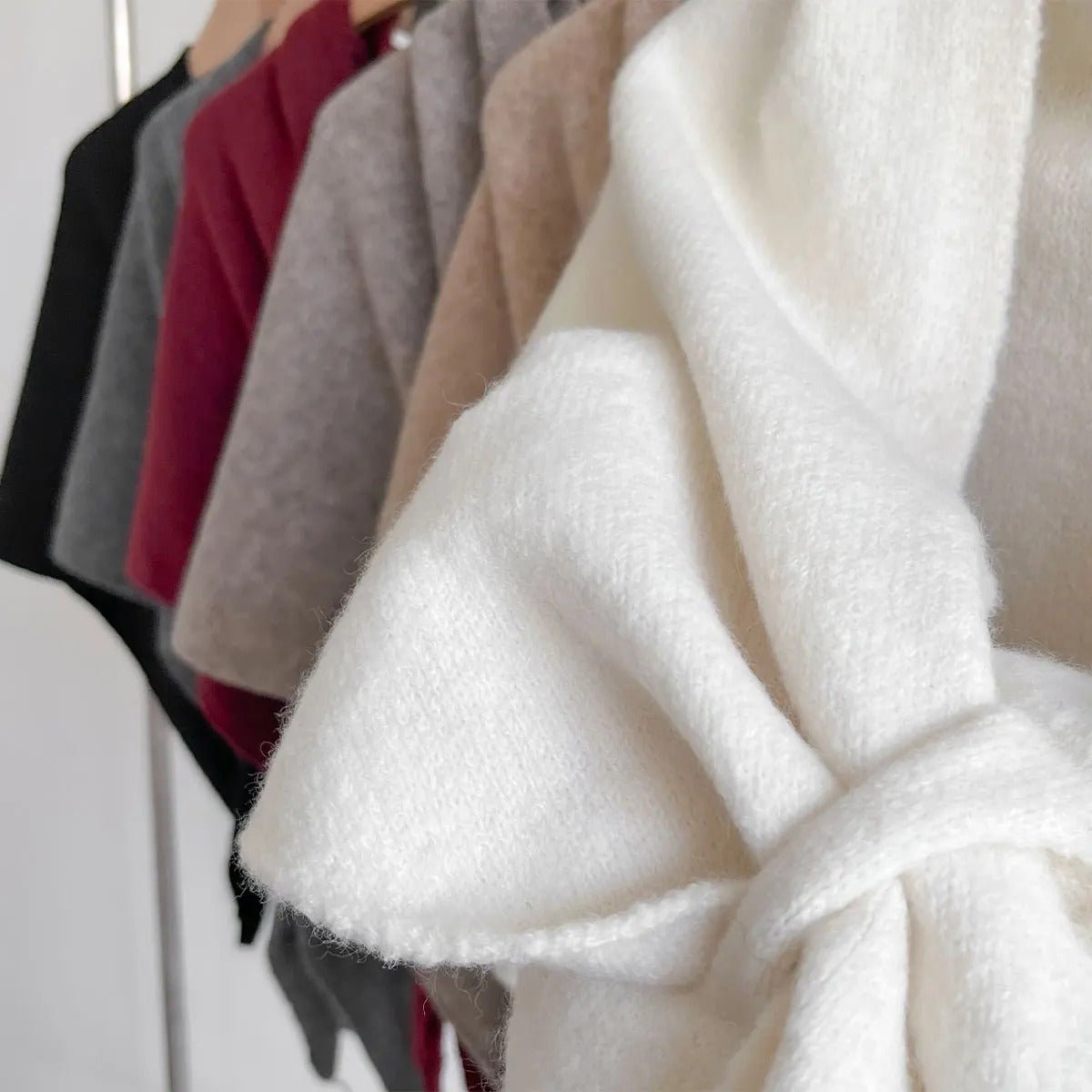 LuminaVeil™ — Embrace Lightweight Warmth That Shapes Your Confidence Every Moment