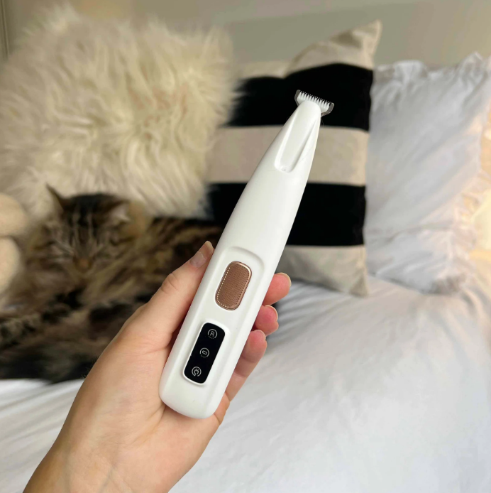 SilkPaw™ — Transform Grooming Into a Calm, Loving Moment Your Pet Craves
