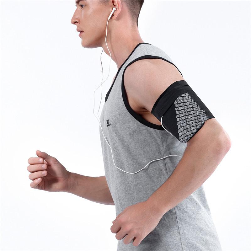 Fitness Armband with Pocket for Phone – Ideal for Outdoor Activities