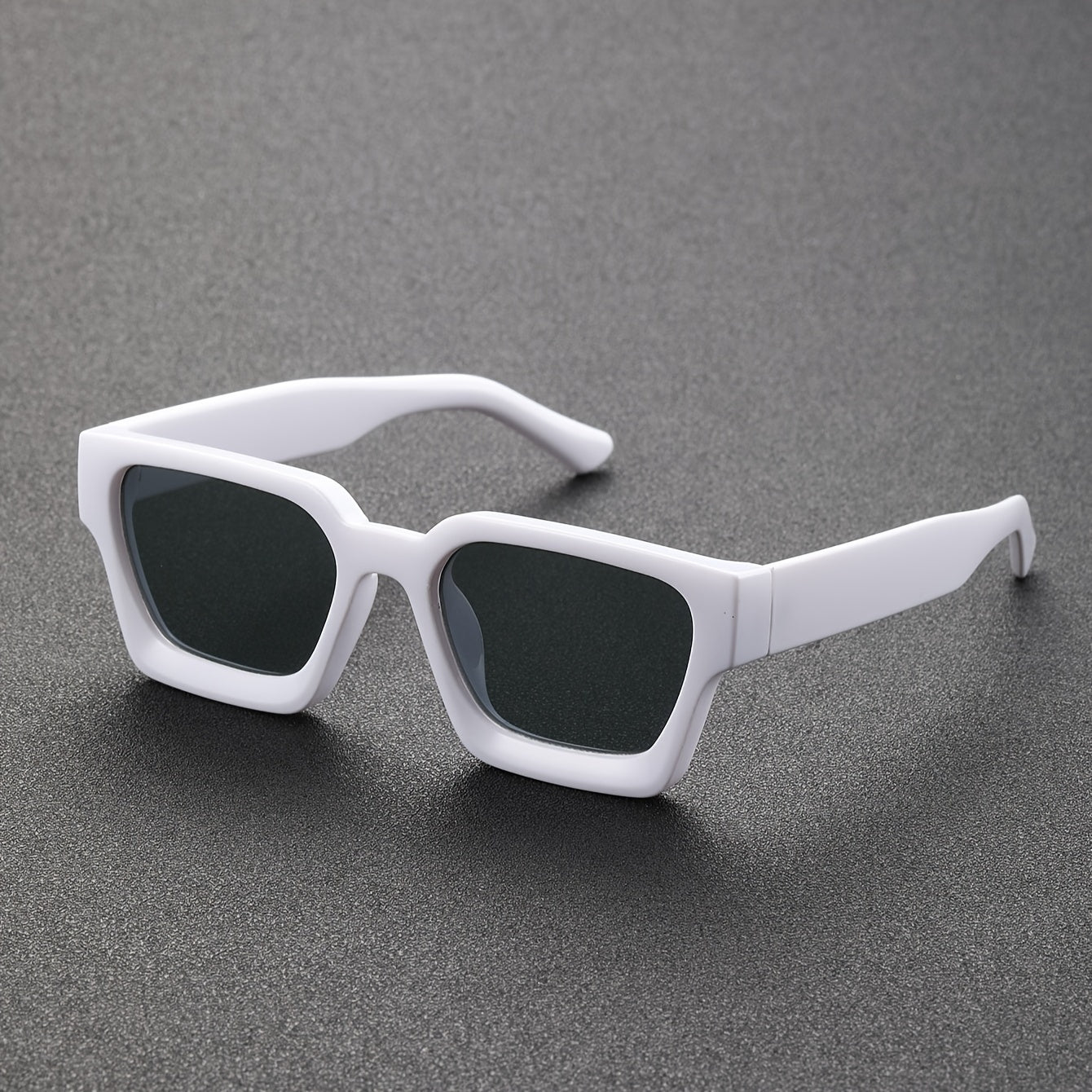 Angular Retro Sunglasses for Men and Women – Y2K Style