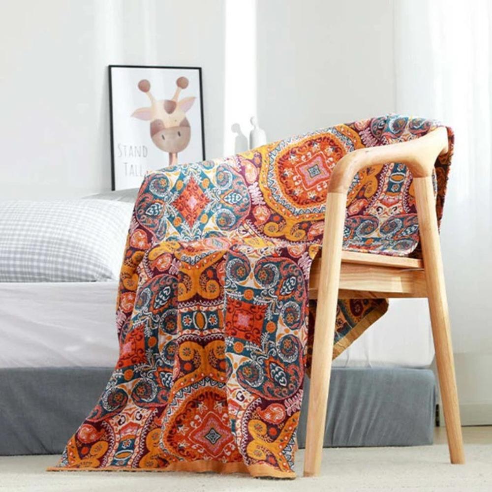 Vintage-Style Cotton Towel Featuring Bohemian Pattern