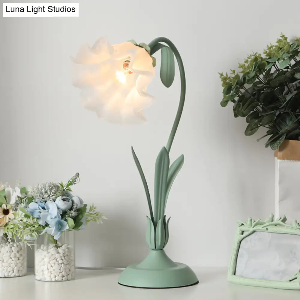 Countryside Frosted Glass Night Lamp – Flower Design, Single-Light Table Lamp for Kids’ Rooms (Available in Pink or Green)