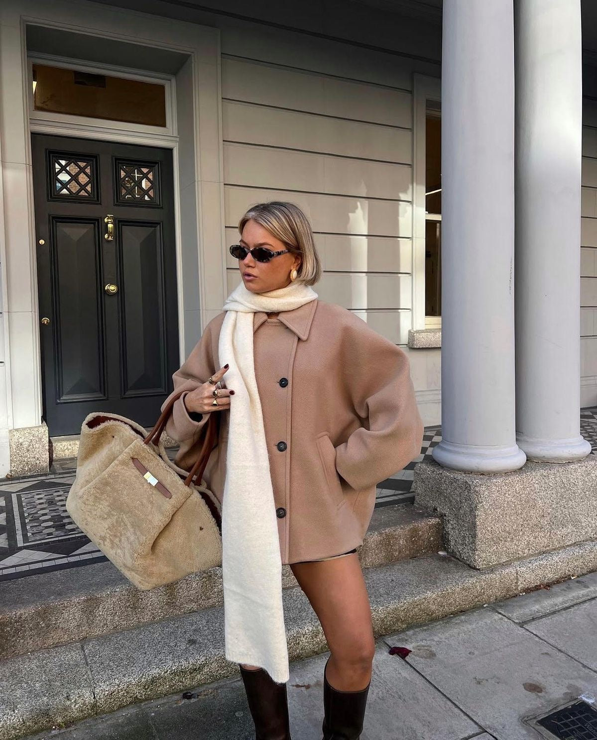 Velaria™ Oversized Autumn Coat — Wrap Yourself in Luxe Warmth and Effortless Chic Every Crisp Morning