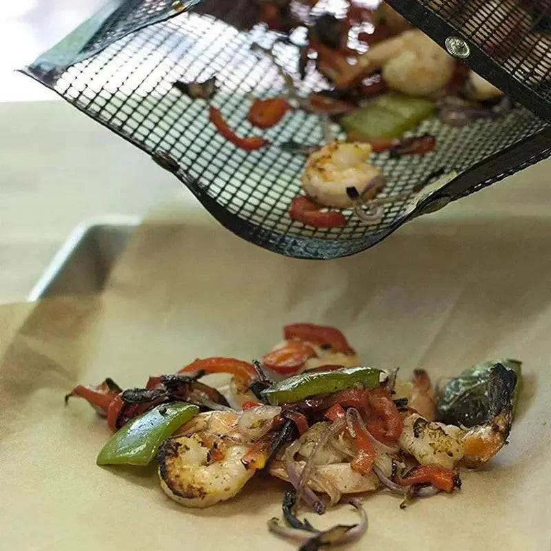 3-Pack of Non-Stick Grill Bags for Easy and Convenient Cooking