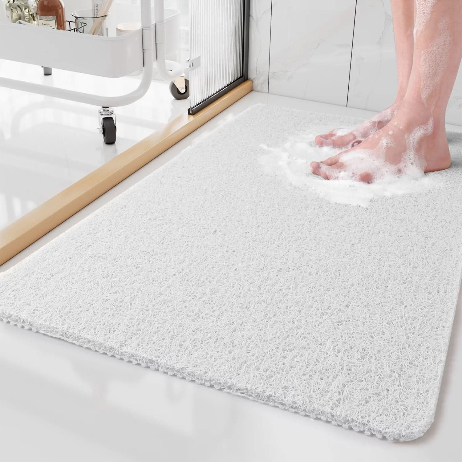 Comfortable Non-Slip Bath Mat for Daily Showering Needs
