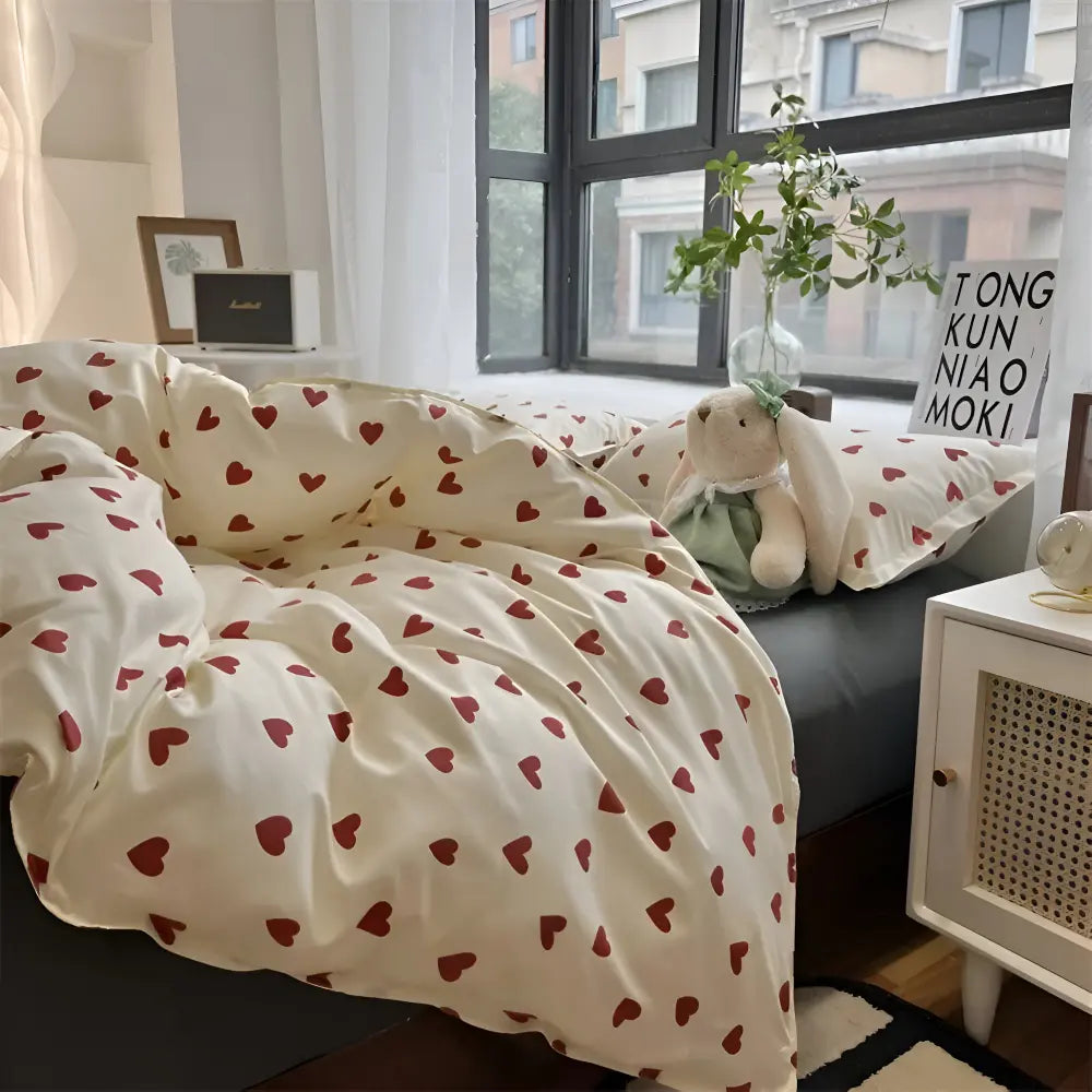 Heart Patterned Bed Linen Set with Fitted Sheet Included