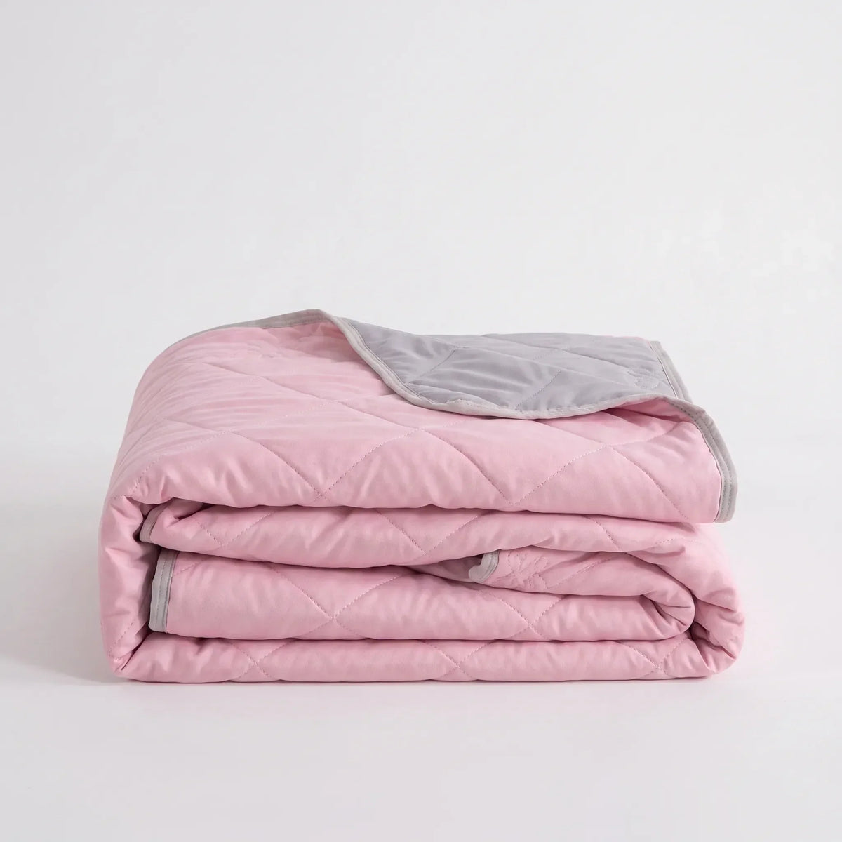 Lightweight Summer Throw Blanket – Quilted Cooling Design for Hot Sleepers