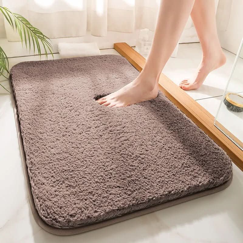 Supreme Comfort Microfiber Bath Mat for Everyday Use