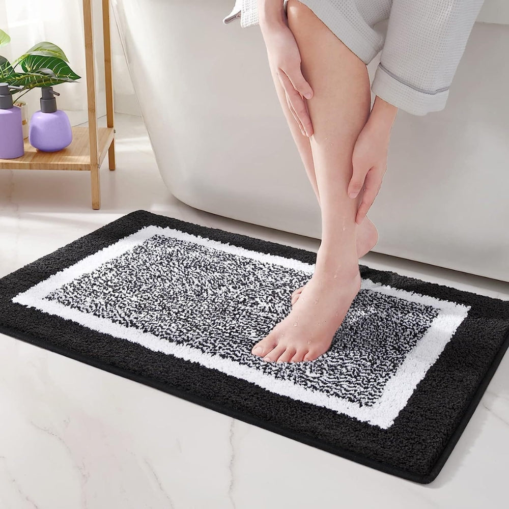Quick-Dry Anti-Slip Bathroom Mat Made of Soft Microfiber