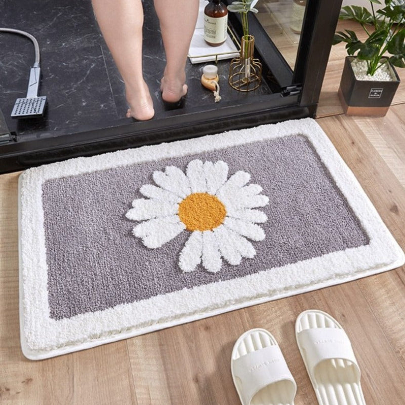 Floral Elegance Bath Mat – Soft, Quick-Drying & Safe