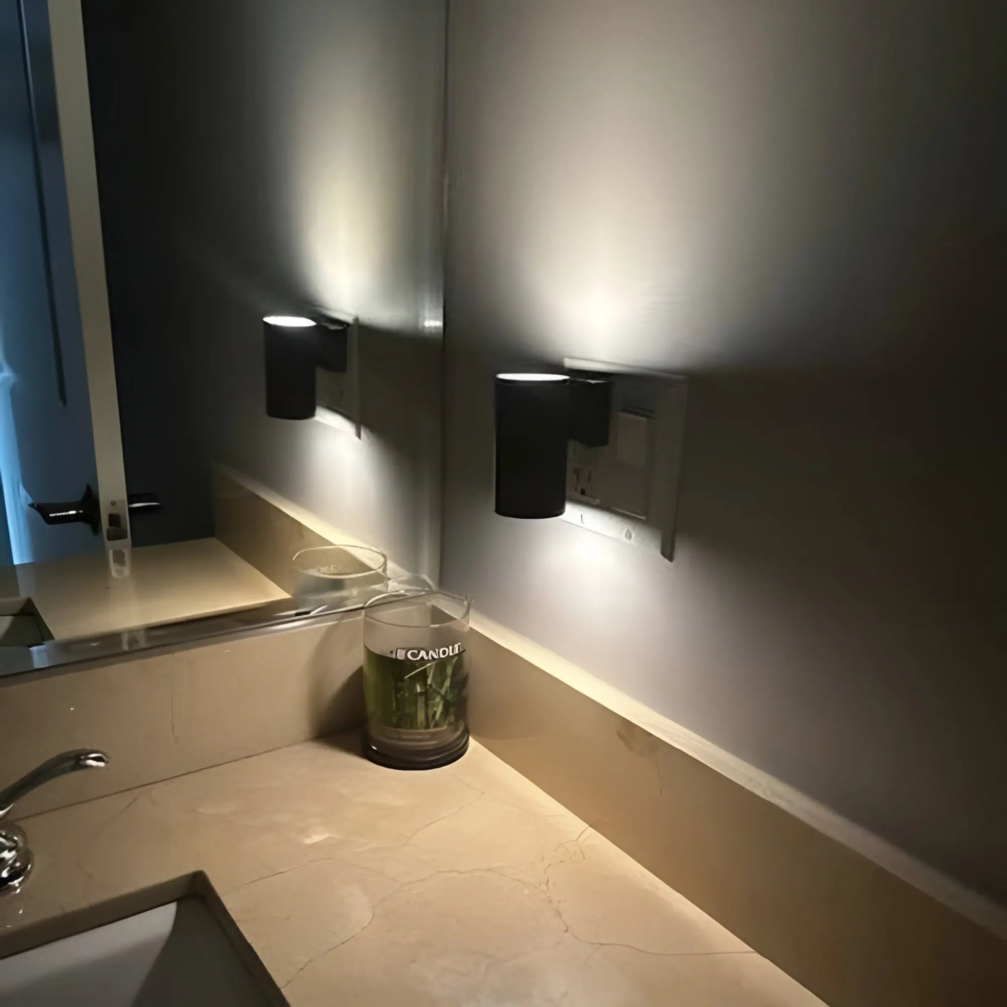Rotary Control Dimmable LED Night Light – Warm White Plug-in