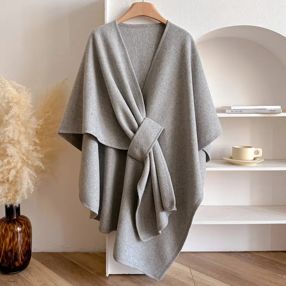 GaleGuard – Stylish Wind-Resistant Wrap Coat for Winter Elegance