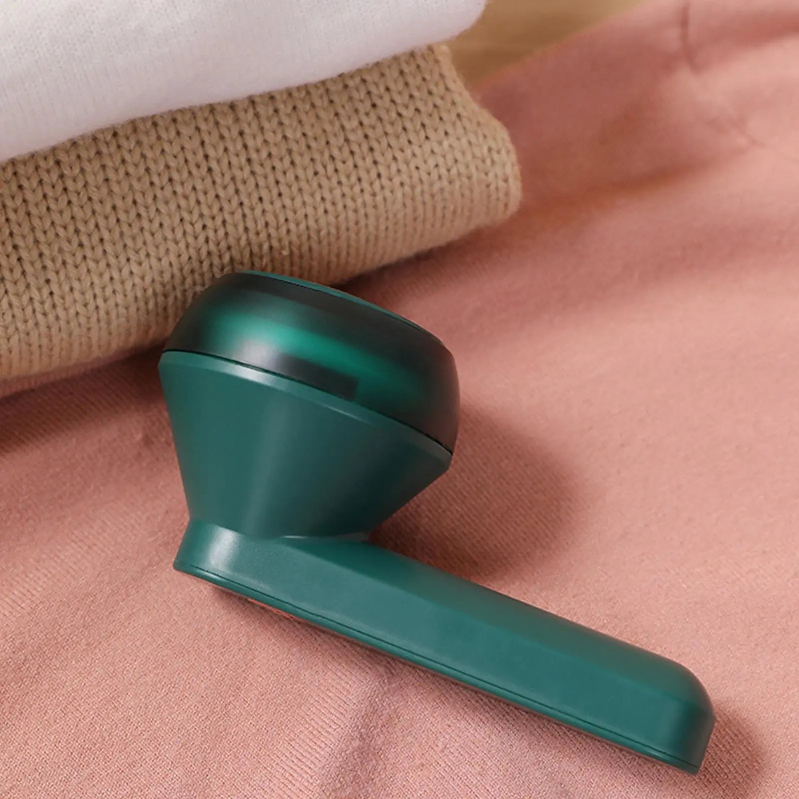 Quick Fabric Freshener – Electric Lint Removal Tool