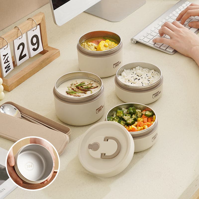 Enjoy Hot Meals Anywhere with Our Insulated Food Carrier