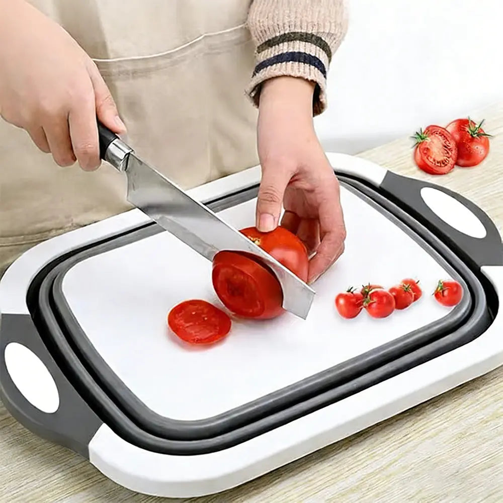 Space-Saving Collapsible Sink with Drain Plug