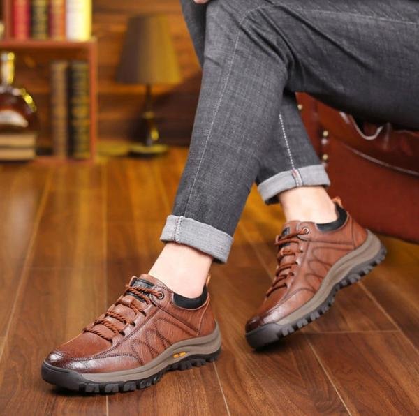 Men's Casual Shoes with Hand-Stitched Leather and Orthopedic Support