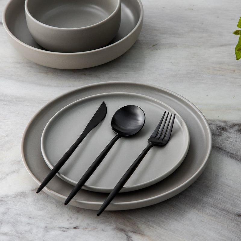 Minimalist Stainless Steel Cutlery Set 18/10 with Titanium Coating