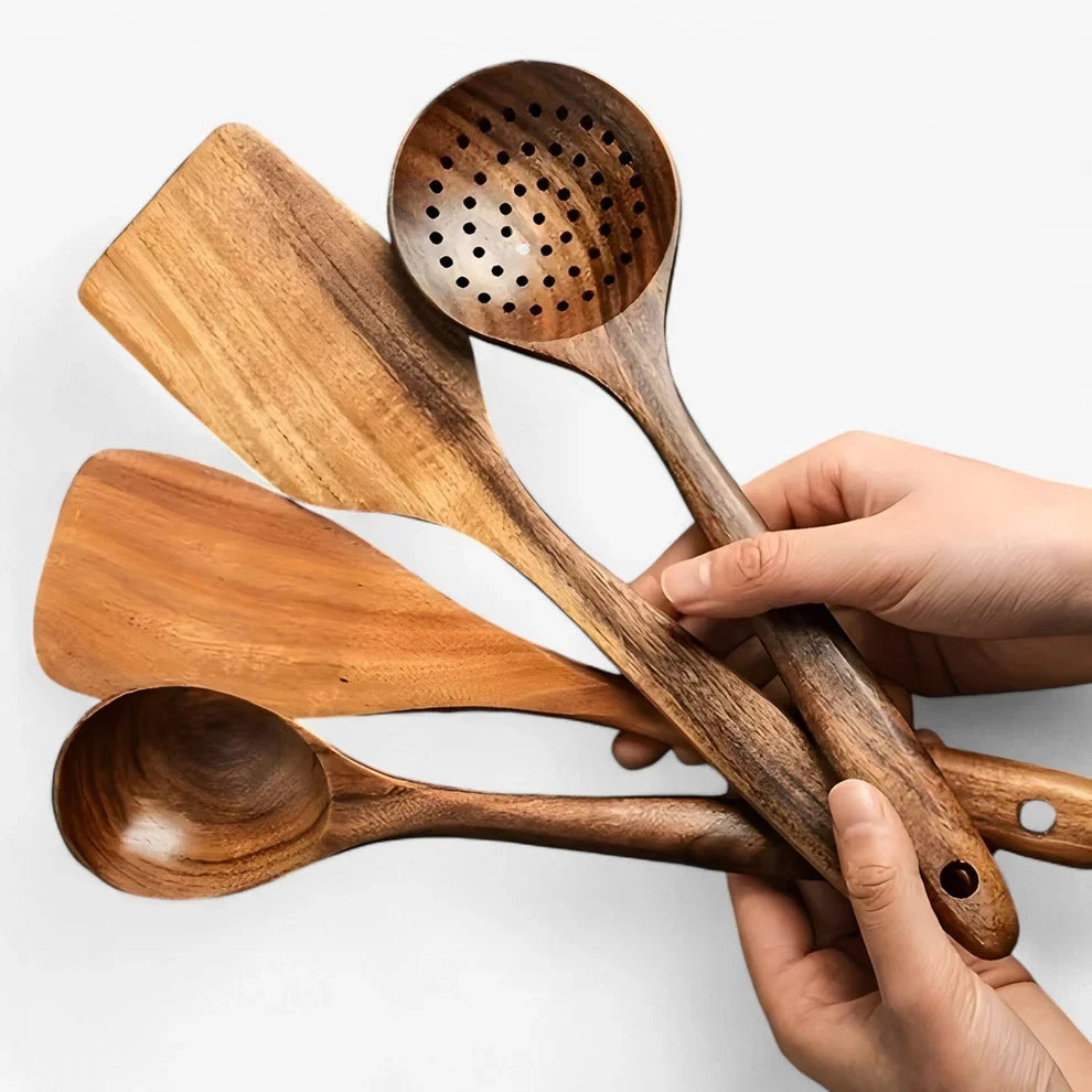 Eco-Friendly 11-Piece Cooking Utensil Set in Wood