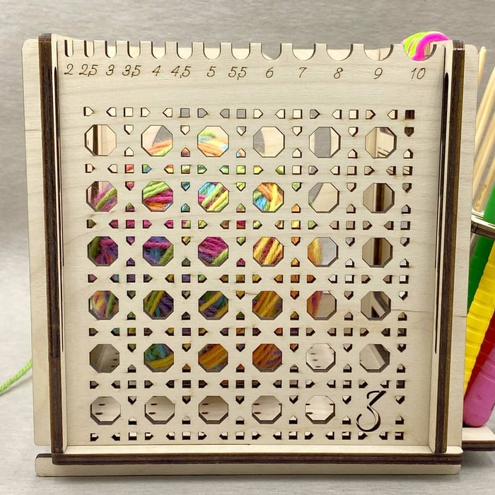 Tangle-Free Crafting Organizer for Needles, Scissors & Accessories
