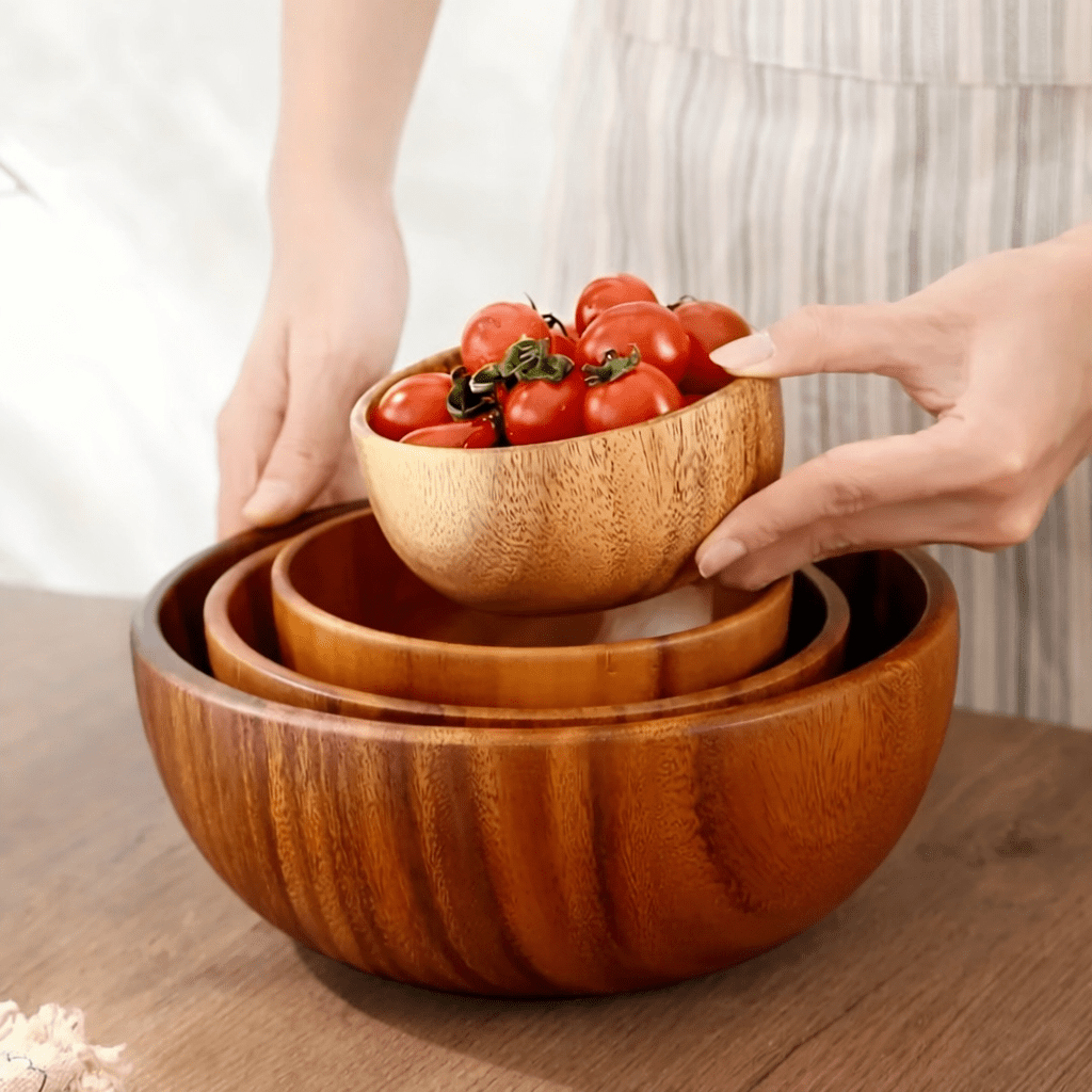 Spacious Eco-Friendly Salad Bowl - Heat Safe & Family Friendly