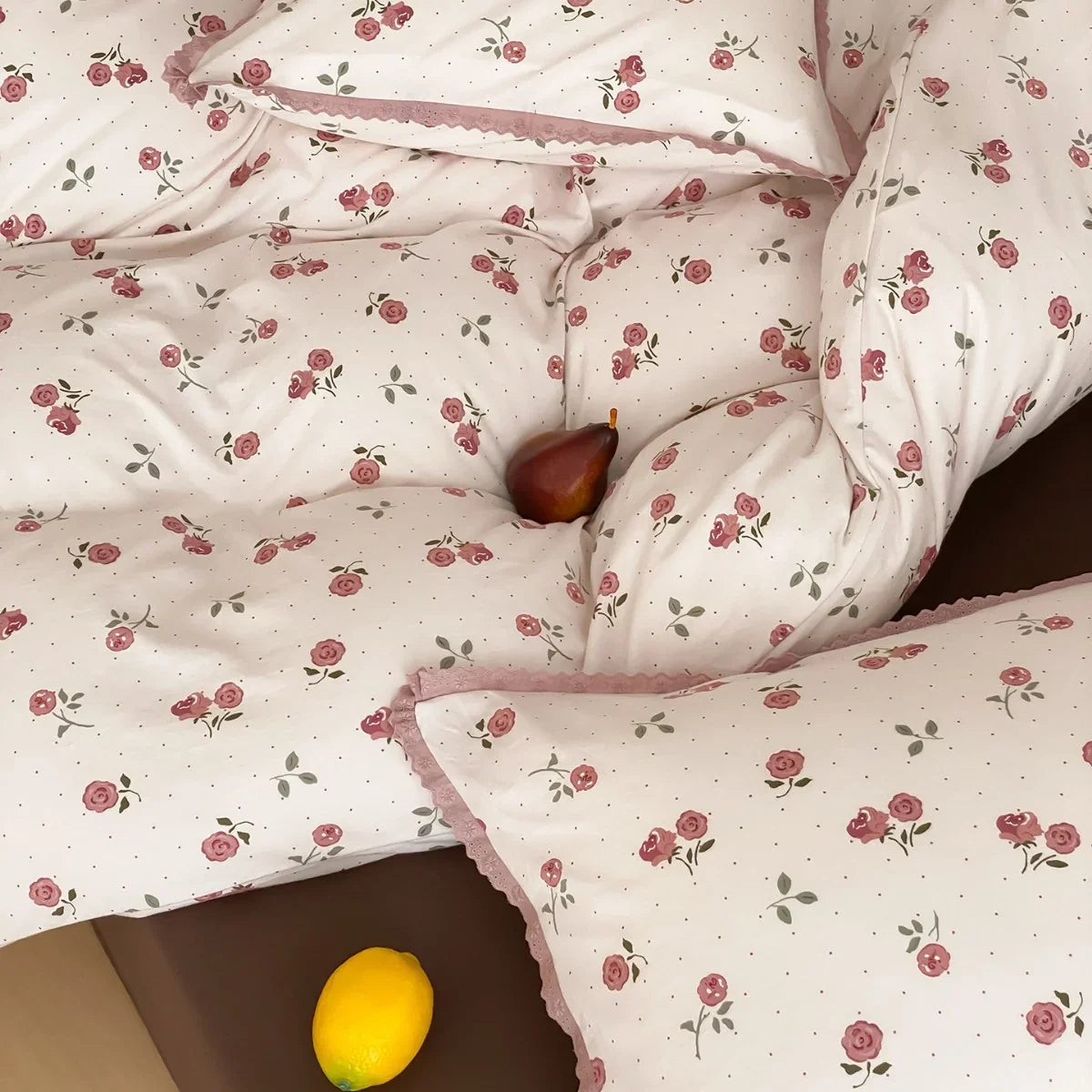 4-Piece Bedding Set Cotton Percale Floral Crochet Lace