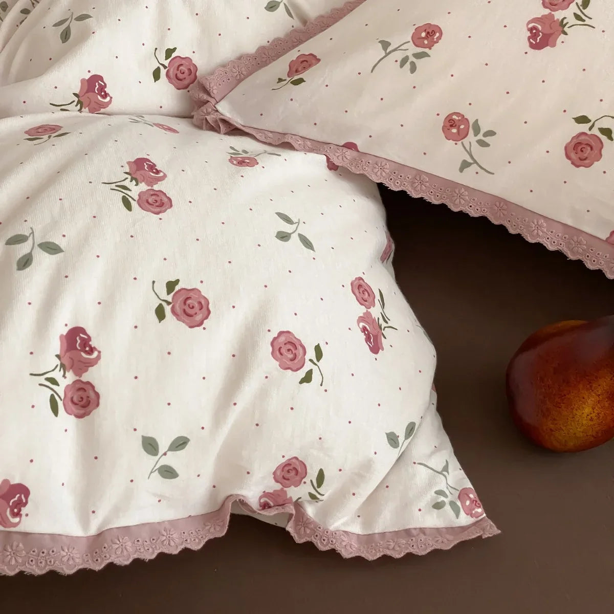 4-Piece Bedding Set Cotton Percale Floral Crochet Lace