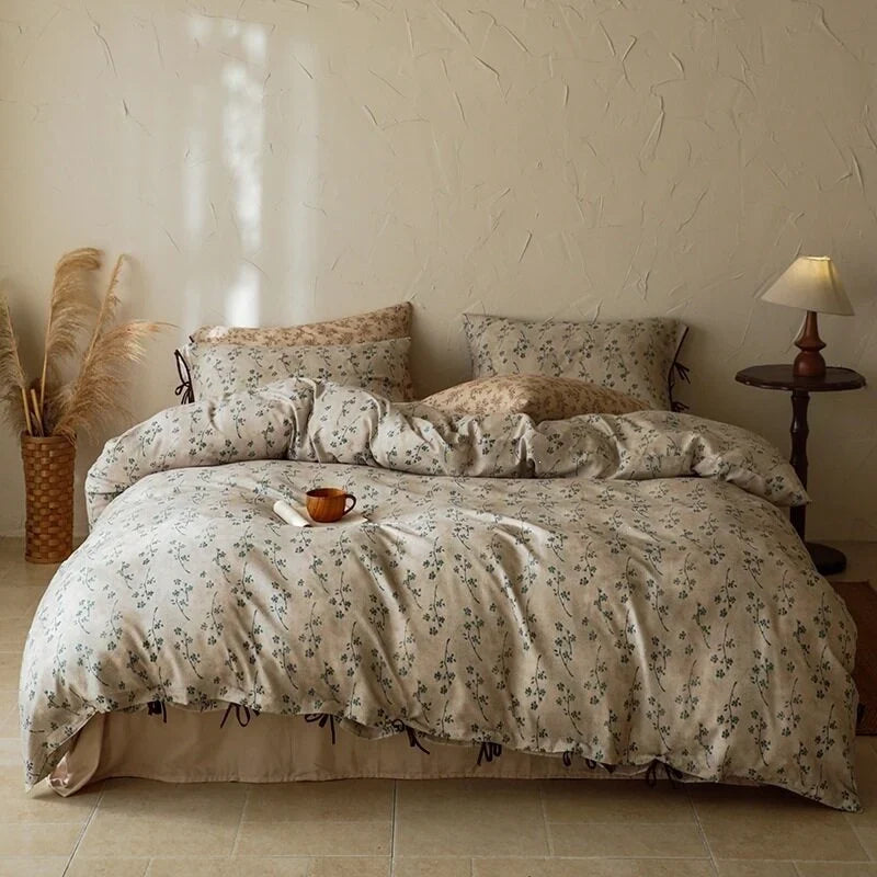Bed Linen Set Breathable Cotton Delicate Floral 4-Piece