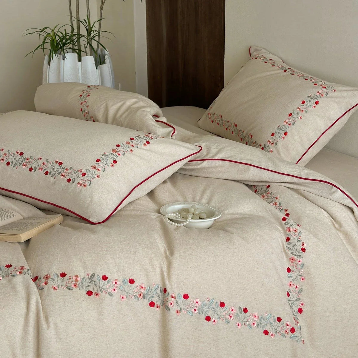 Bed Linen Set Cotton-Linen Blend Floral Embroidery & Piping