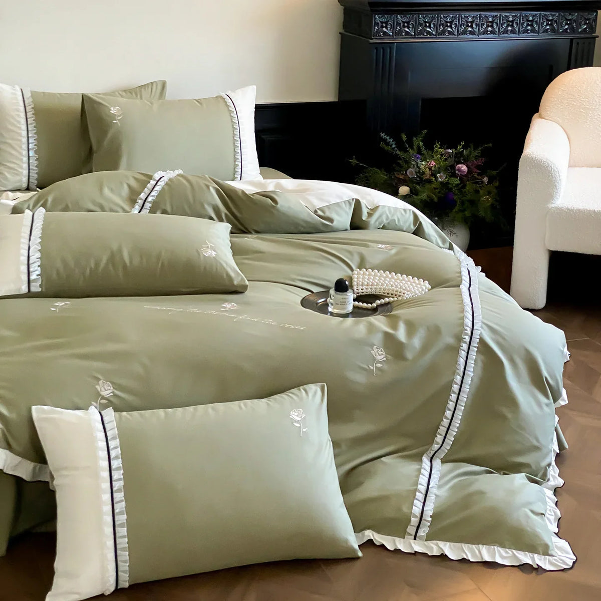 Bed Linen Set Cotton Satin Reversible Rose Embroidery Ruffled Edges