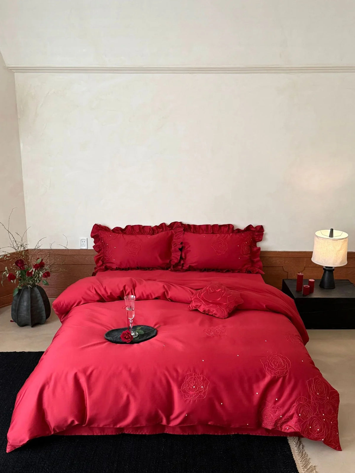 Bedding Set 4-Piece Satin-Look & Rose Embroidery
