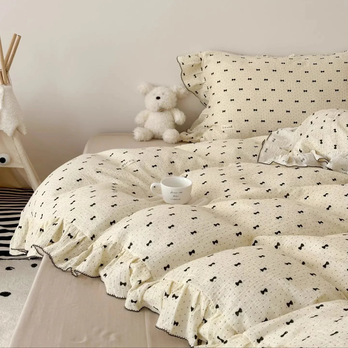 Bedding Set Breathable Cotton Gauze & Ruffled Trim