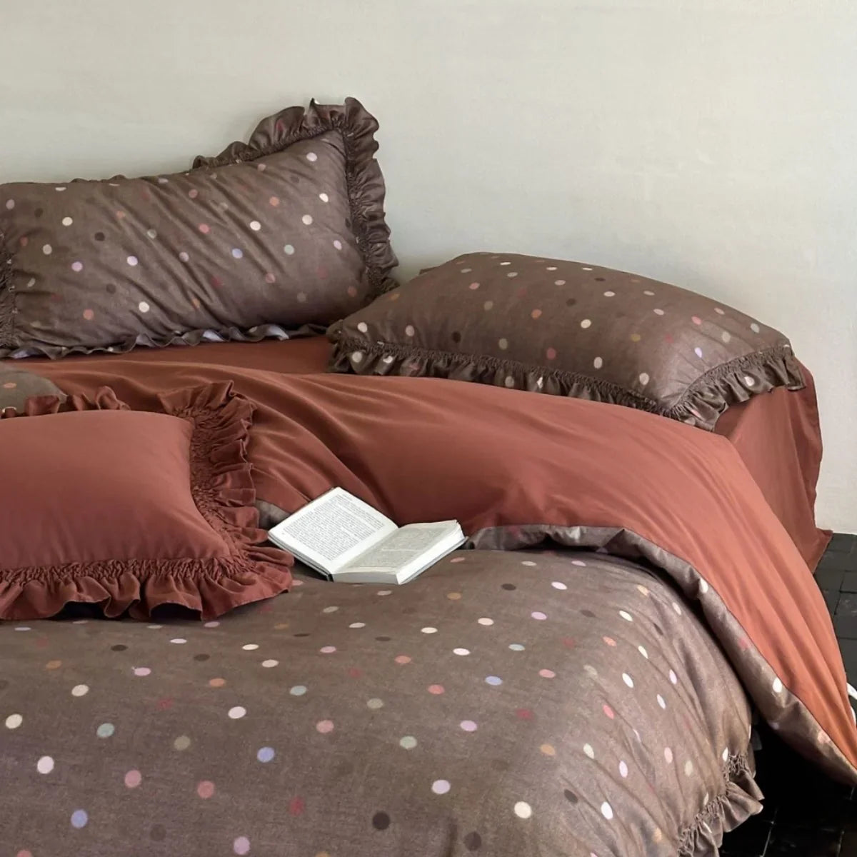 Bedding Set Cotton-Linen Reversible Polka Dot Ruffled Edges