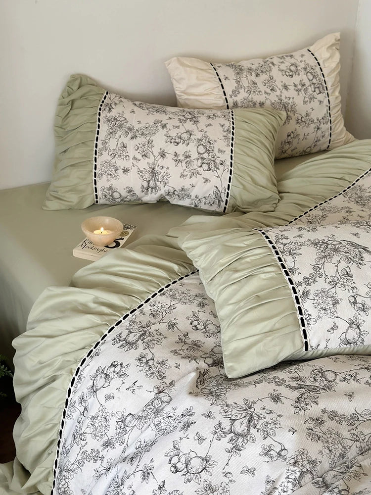 Bedding Set Cotton Percale Toile Print Ruffle Trim 4-Piece
