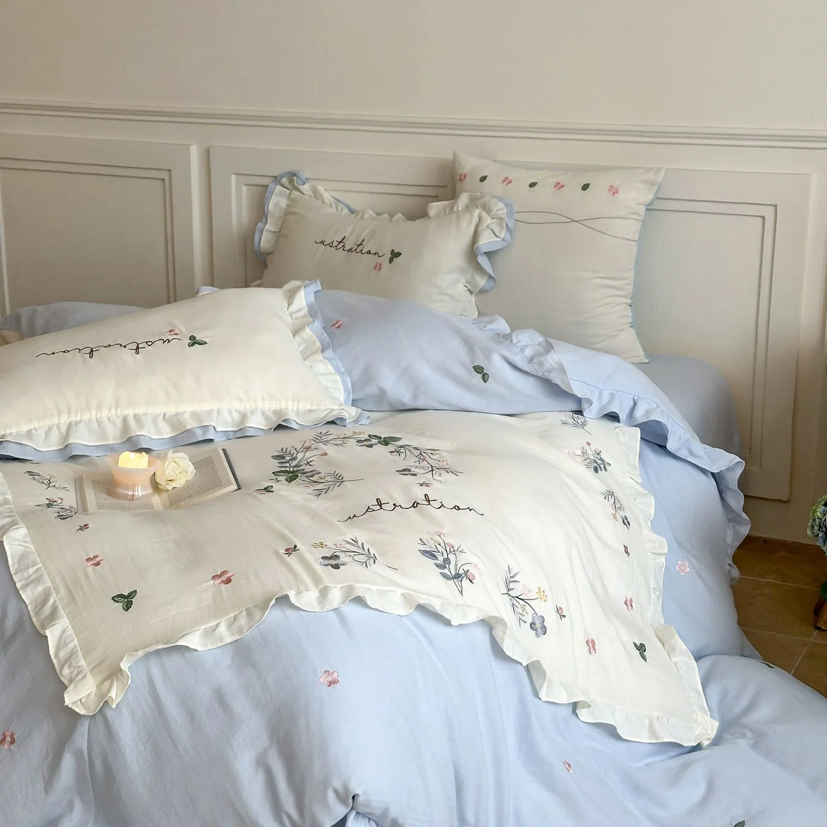 Bedding Set Cotton Ruffled Edges & Floral Embroidery 4-Piece