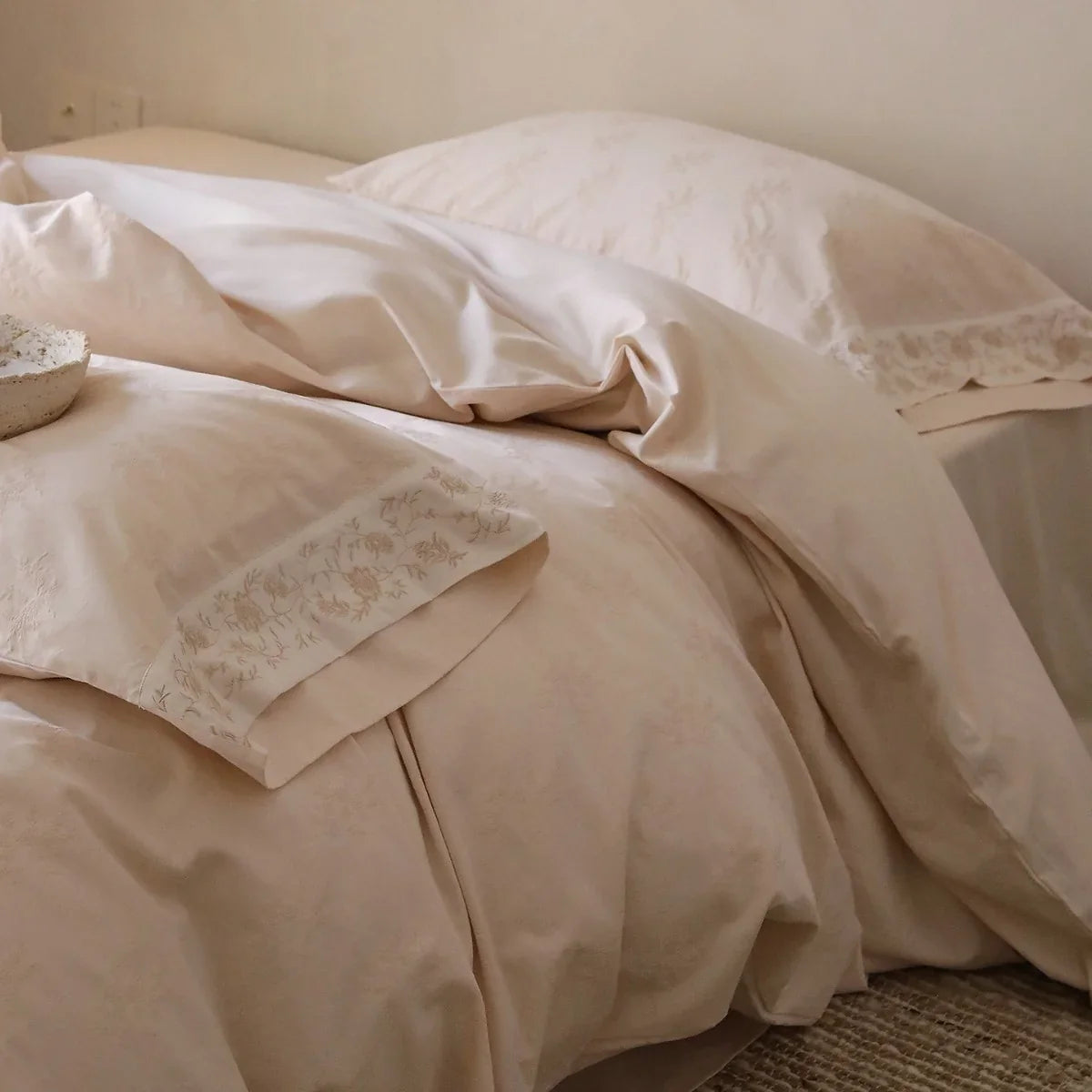 Bedding Set Cotton Satin Floral Jacquard Embroidered Edges