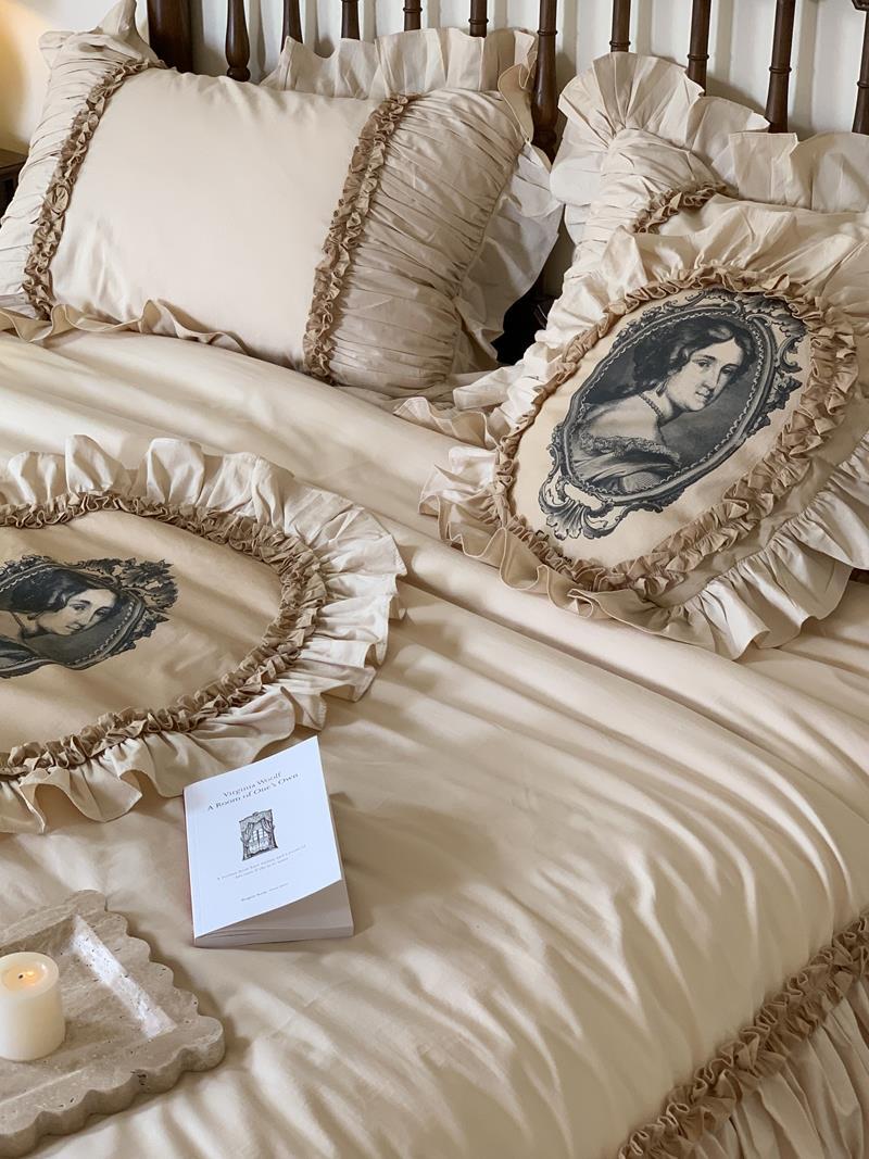 Bedding Set Cotton Vintage Frame Ruffle Set Of 5