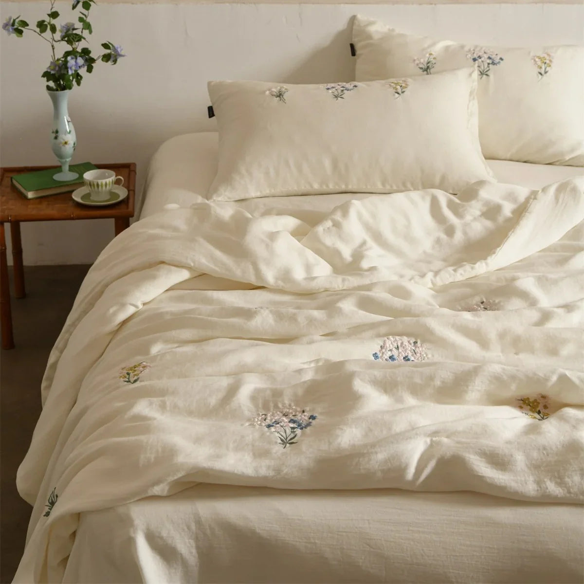 Bedding Set Embroidered Linen-Cotton Breathable & Machine Washable