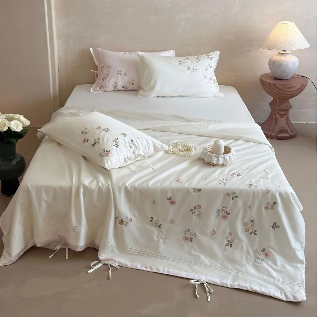 Bedding Set Fine Cotton Satin Floral Embroidery