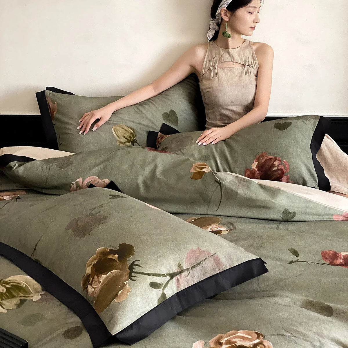 Bedding Set Floral Watercolor Breathable & Wrinkle-Resistant 4-Piece
