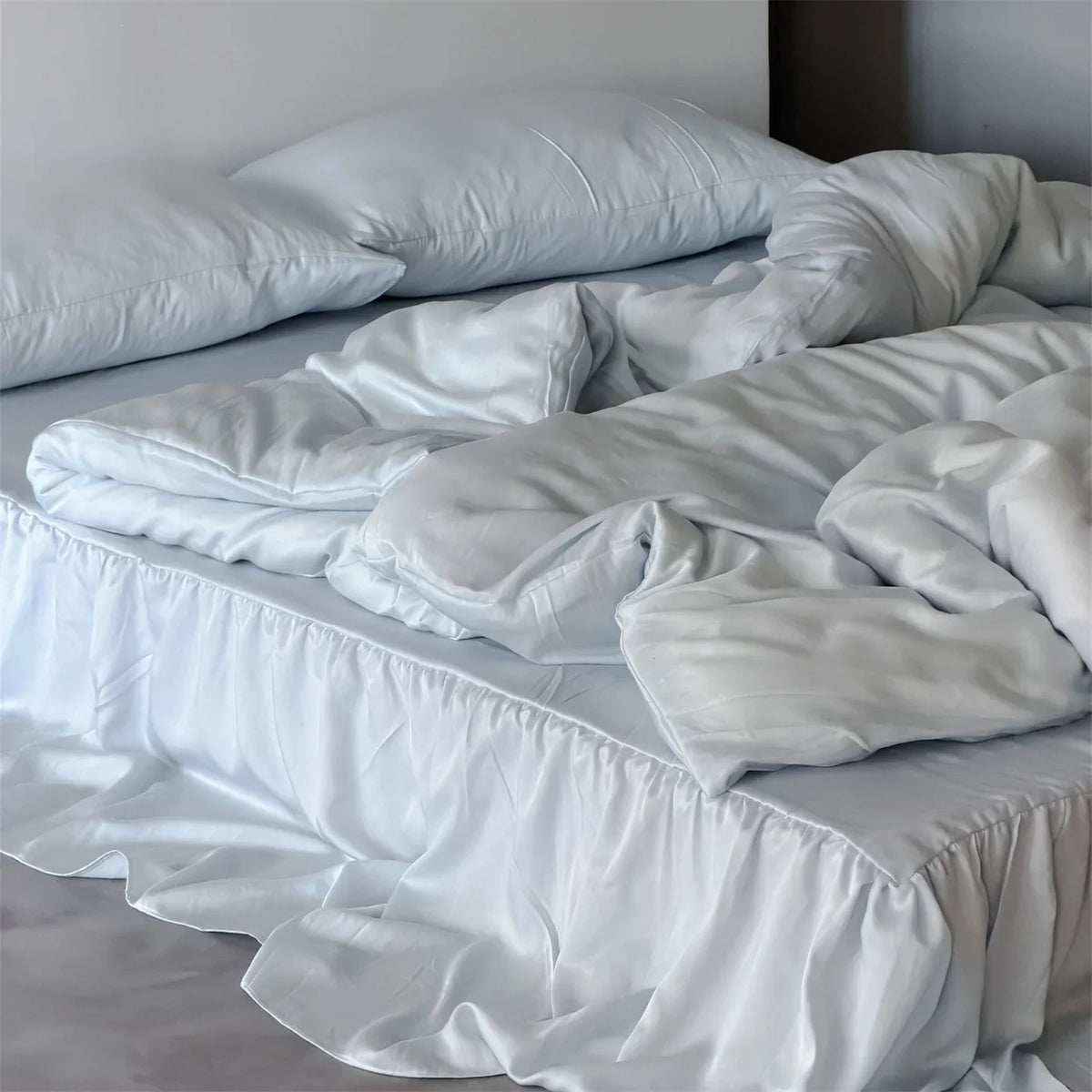 Bedding Set Integrated Bed Skirt Satin Finish Machine Washable